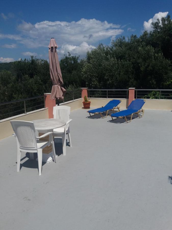 Theos Apartments Agios Stefanos Avliotes  Esterno foto
