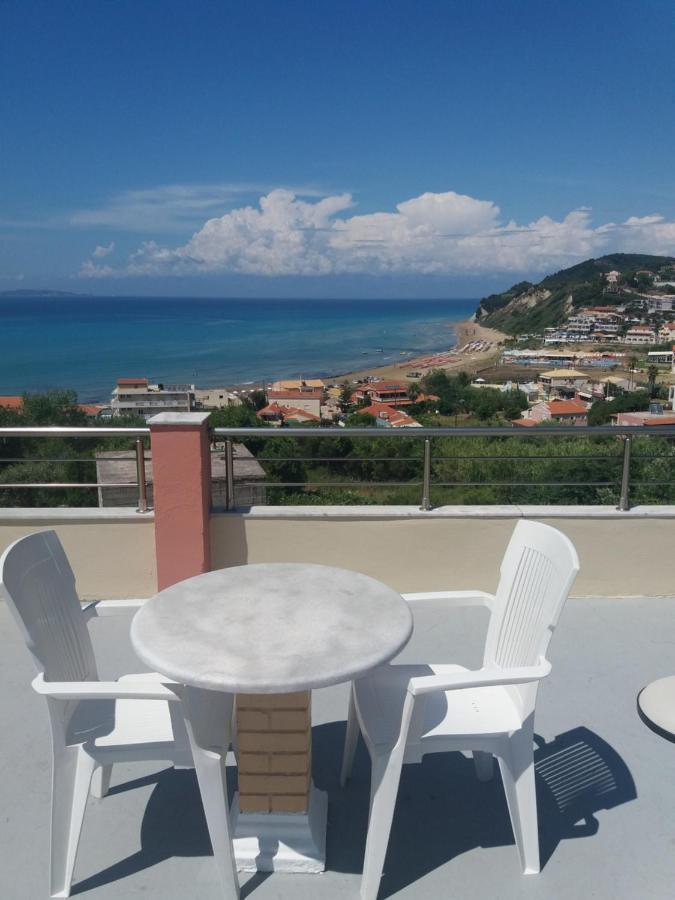 Theos Apartments Agios Stefanos Avliotes  Esterno foto