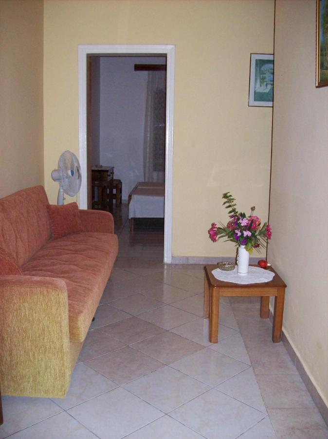 Theos Apartments Agios Stefanos Avliotes  Esterno foto